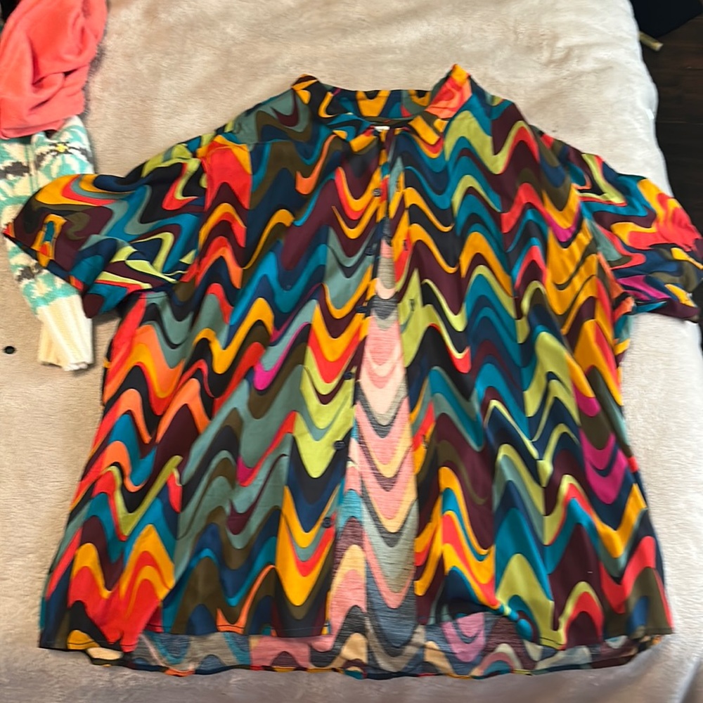 Earthbound button up